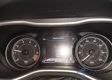 2014 Jeep Cherokee Trailhawk z USA, uszkodzony, nr VIN 1C4PJMBB7EW277525